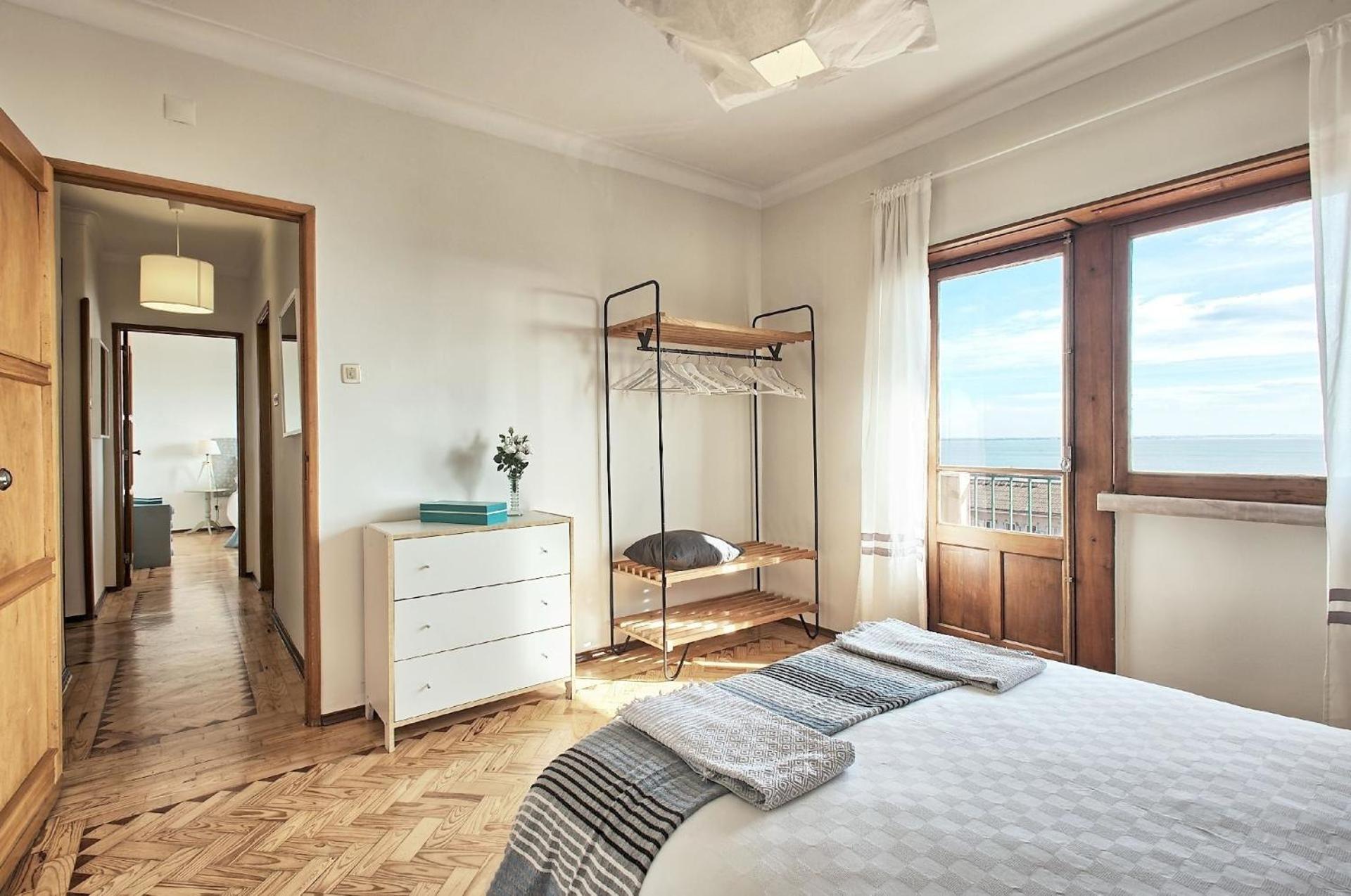 Fuer 17 Personen Und 1 Kind In Lisboa